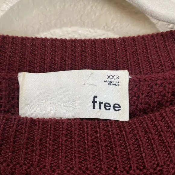 WILFRED Aritzia Merino Wool Sweater Knit Burgundy Red Crew Neck NWOT Size XXS - Picture 4 of 6